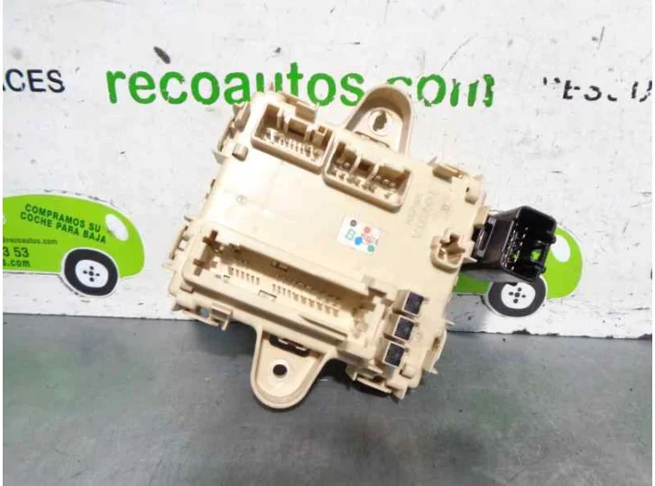 CAJA RELES / FUSIBLES CB0PV71 Oferta Limitada