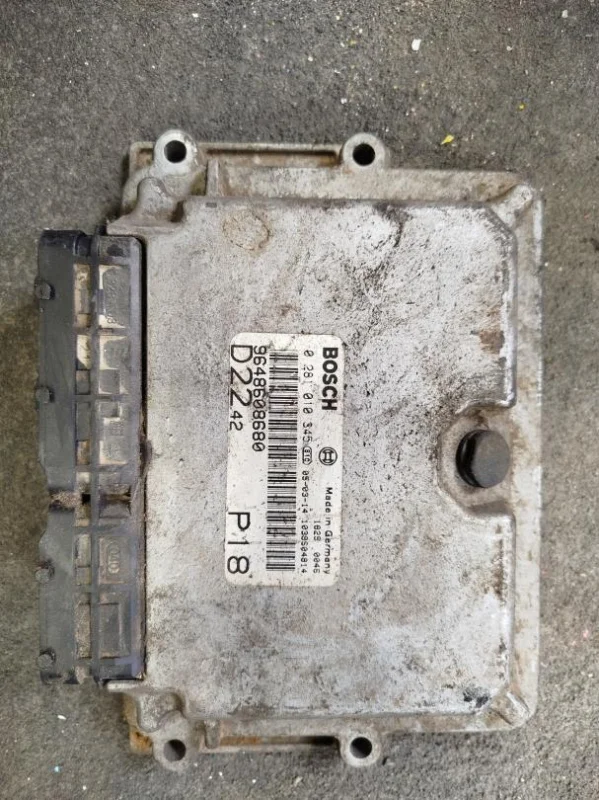 CENTRALITA MOTOR UCE Imprescindible (Must-Have)